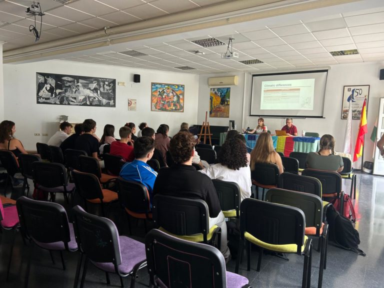 CHARLA PARA ESTUDIANTES DE ERASMUS EN EL IES NUESTRA SEÑORA DE LA CABEZA